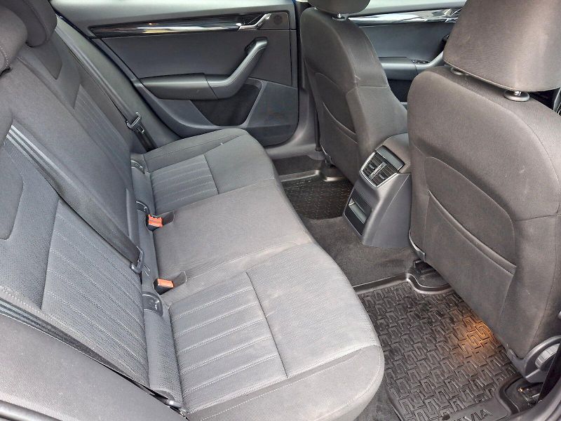 Škoda Octavia (2020) Combi Style DSG 2,0TDi 110kW - fotka 14 z 34