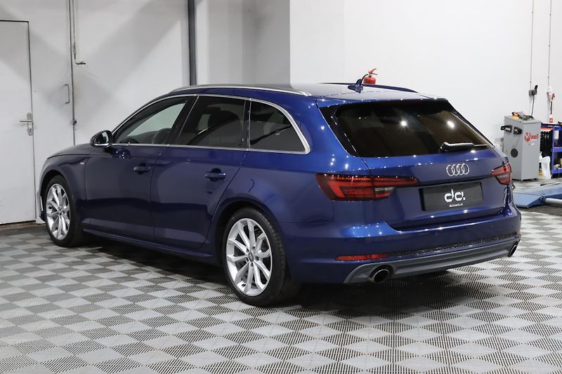 Audi A4 2.0 TFSI ultra 140 kW S line - fotka 5 z 49