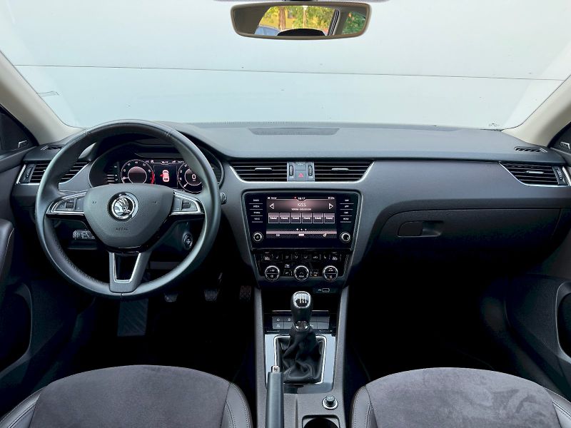 Škoda Octavia (2018) Combi 1.4 TSI 110 kW L&K - fotka 5 z 21