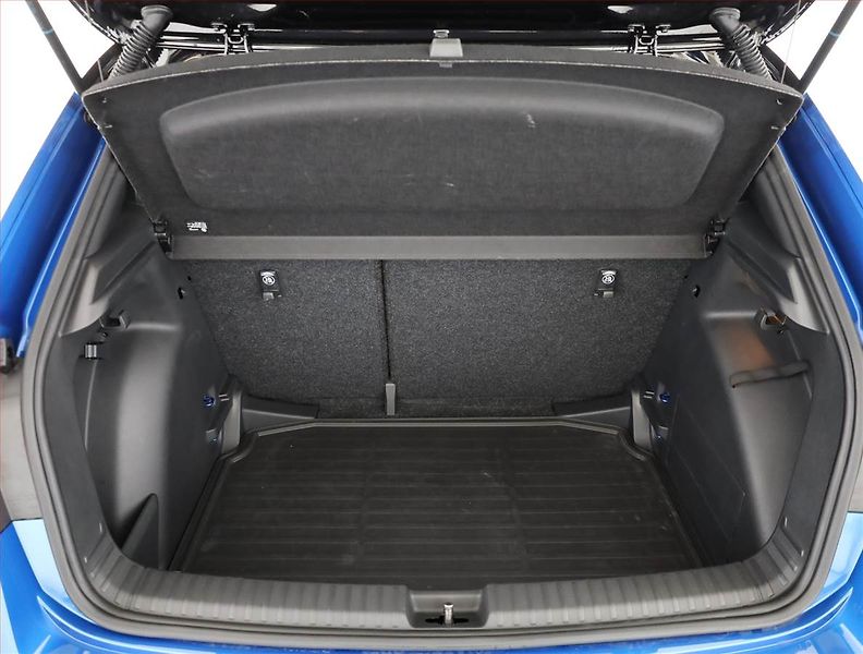 Škoda Fabia (2026) 1.0 TSI, MONTE CARLO, AUTOMAT - fotka 19 z 20