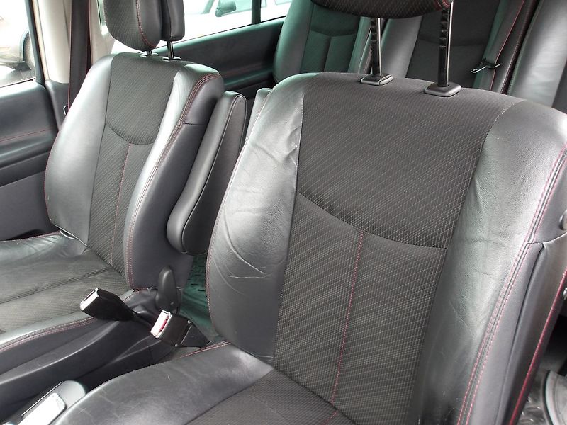 Renault Espace 2,0DCi 110kW 2 x ALU KOLA - fotka 18 z 36