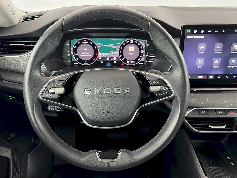 Škoda Octavia (2025) DSG 1.5TSI 110kW Top Selection - fotka 9 z 30