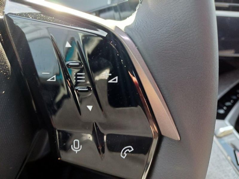 Peugeot 3008 (2026) BUSSINES  Hybrid 145 e-DCS6 - fotka 30 z 33