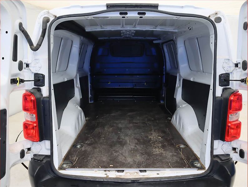 Peugeot Expert (2019) 2.0 BlueHDi, L3H1, 1.0t, SR - fotka 11 z 14