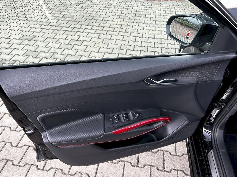 Škoda Fabia (2025) 1.0 TSI 85kW DSG Monte Carlo - fotka 24 z 35