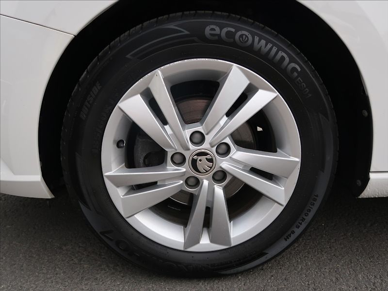 Škoda Fabia 1,0 TSi,70kW,1majČR,Serv.k,DPH - fotka 22 z 24