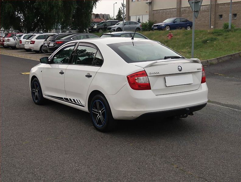 Škoda Rapid (2014) Ambition 1.6 TDI - fotka 4 z 17