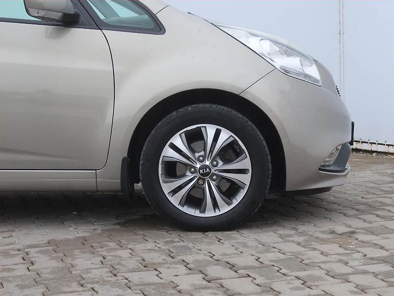 Kia Venga (2015) 1.4 CRDi, Serv.kniha, Tempomat - fotka 14 z 18