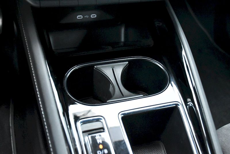 Škoda Enyaq (2022) 80 Sportline 150kW - fotka 32 z 35