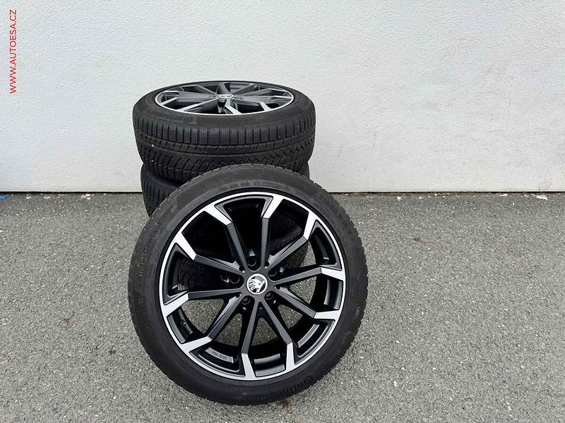 Škoda Karoq (2018) 1.0 TSi, Style, LED, kamera - fotka 18 z 18
