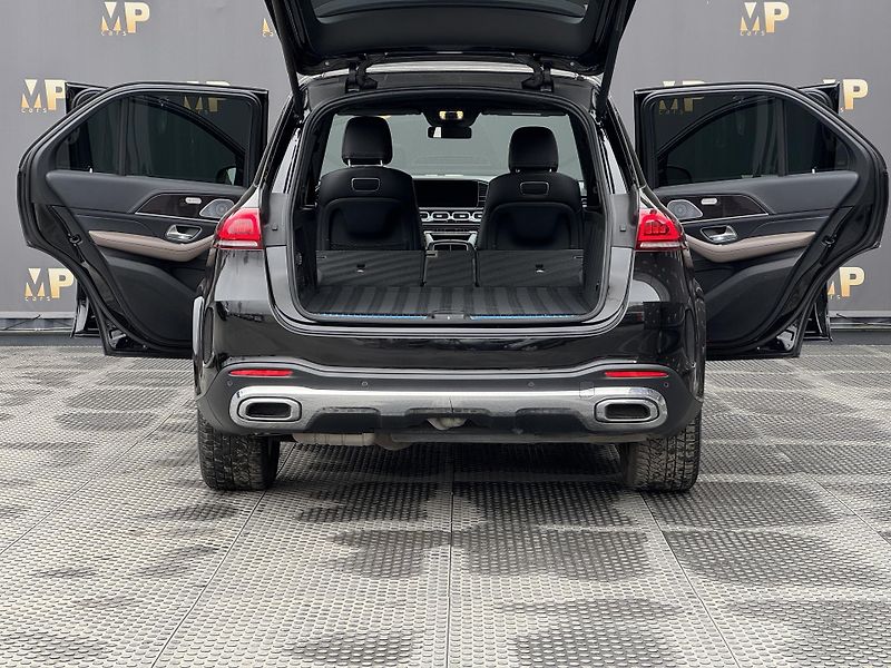 Mercedes-Benz GLE (2019) 400d 4M, AMG Line, 360°, DPH - fotka 10 z 47