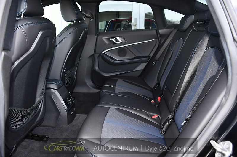 BMW Řada 2 218D M-SPORT ČR - fotka 13 z 50