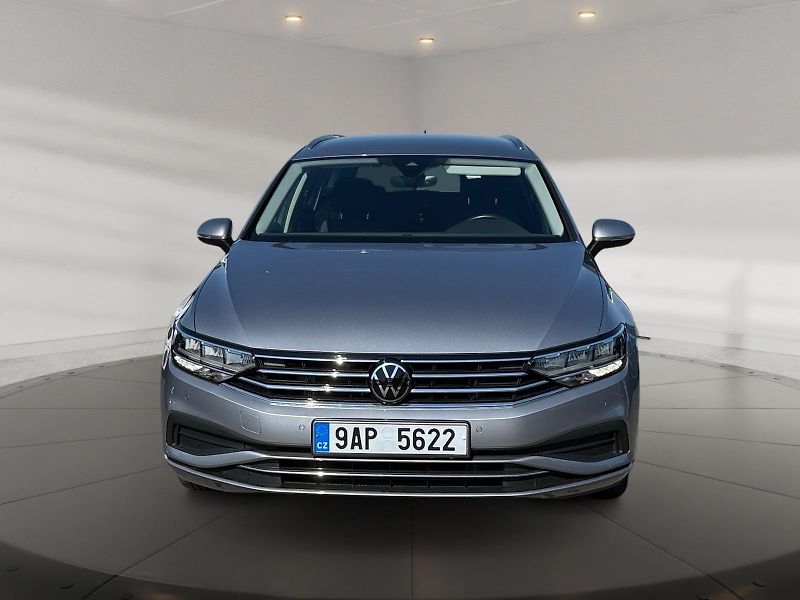 Volkswagen Passat (2023) BUSINESS 2.0TDI 110kW DSG CZ - fotka 2 z 11