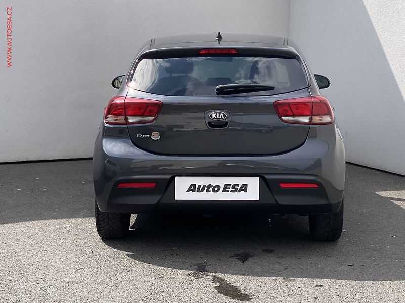 Kia Rio (2018) 1.2 i, AC, bixen, park.asist - fotka 5 z 16