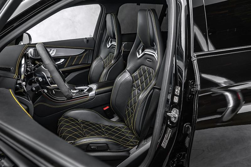 Mercedes-Benz GLC 63S AMG 4M Edition 1 keramiky - fotka 16 z 28