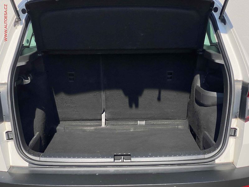 Škoda Karoq (2018) 1.0 TSi, Ambition, navi - fotka 7 z 16