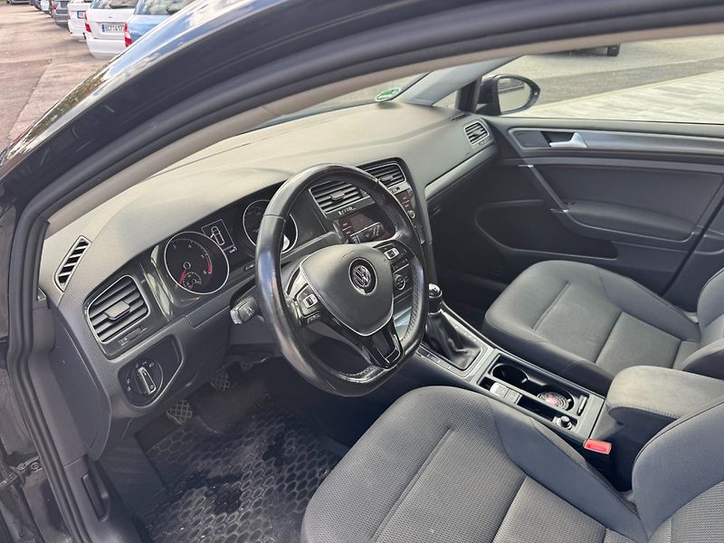 Volkswagen Golf Variant (2017) Comfortline 2.0 TDI 110kW - fotka 11 z 30