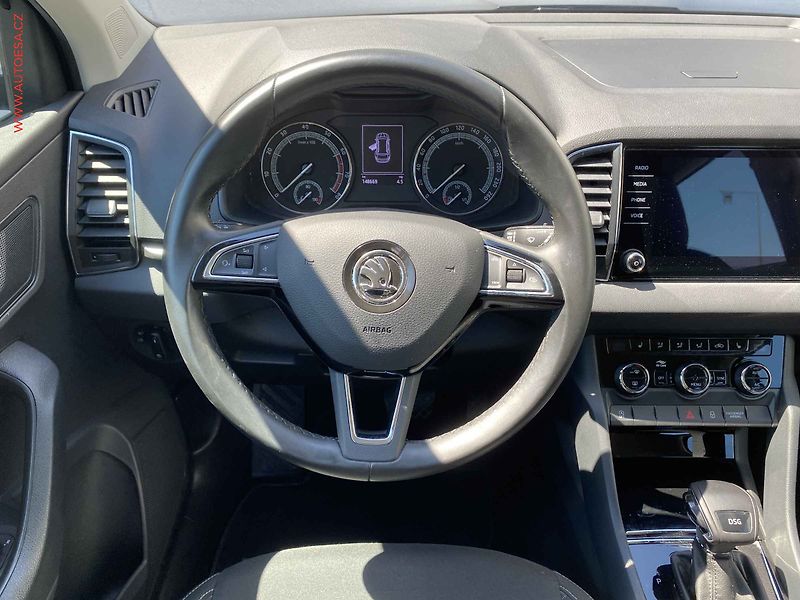 Škoda Karoq (2019) 1.5 TSi, Ambition, DSG, LED - fotka 11 z 18