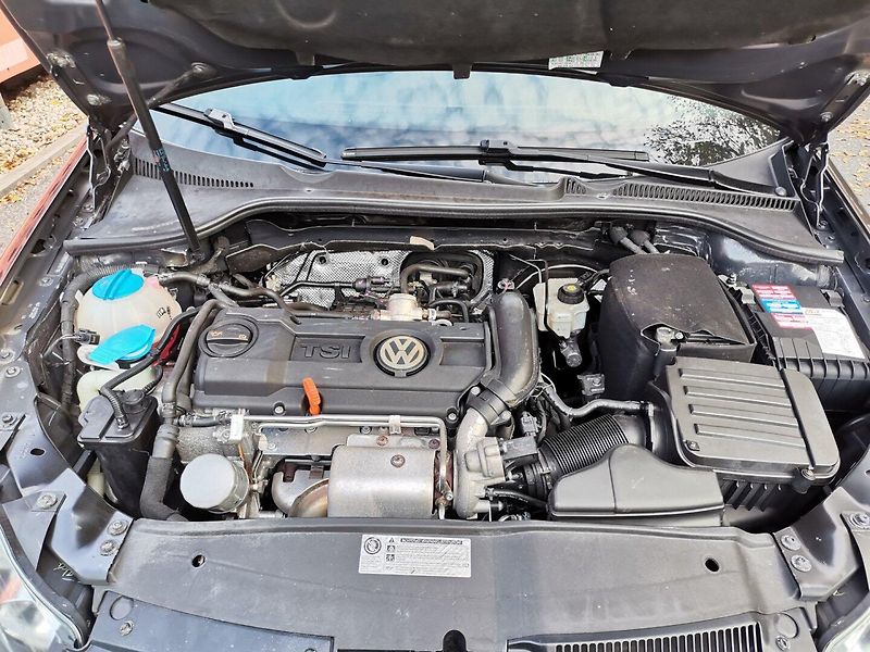 Volkswagen Golf (2011) 1.4TSi 90kw Temp AC PDC Tažné - fotka 19 z 27
