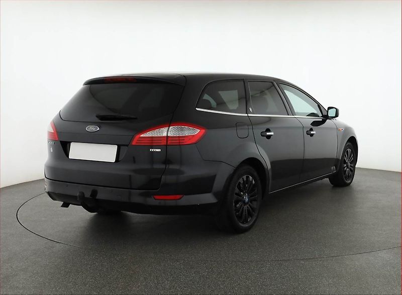 Ford Mondeo (2008) 2.0 TDCi, po STK, Tažné - fotka 5 z 12