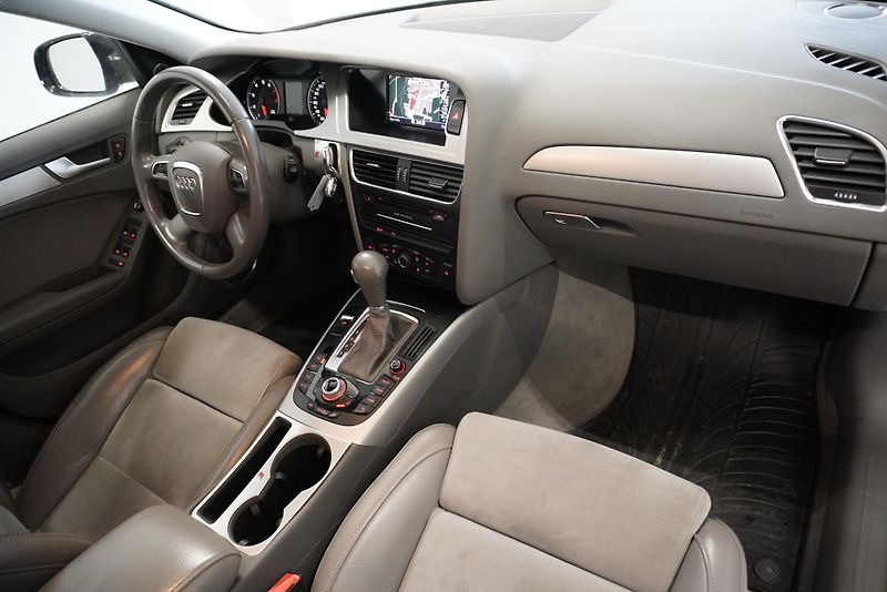 Audi A4 2.0 TFSi - fotka 28 z 33