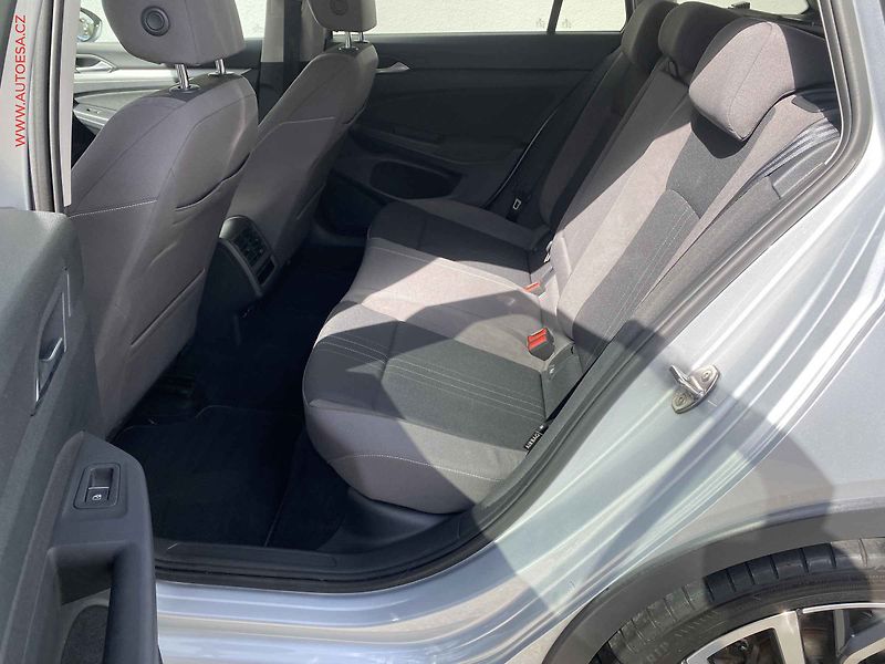 Volkswagen Golf (2022) 2.0 TDi 4x4, Alltrack, DSG - fotka 10 z 20