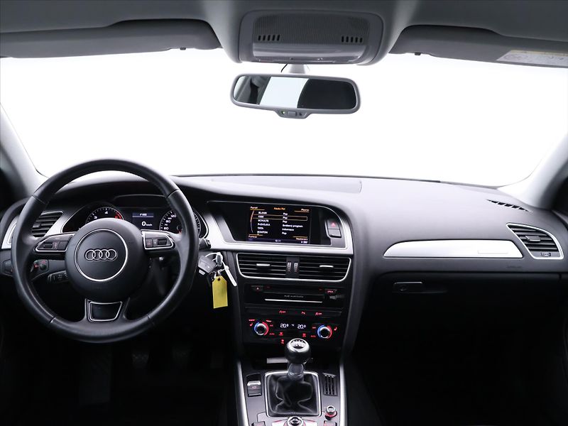 Audi A4 2,0 TDI 110kW quattro Navi Bi- - fotka 23 z 30