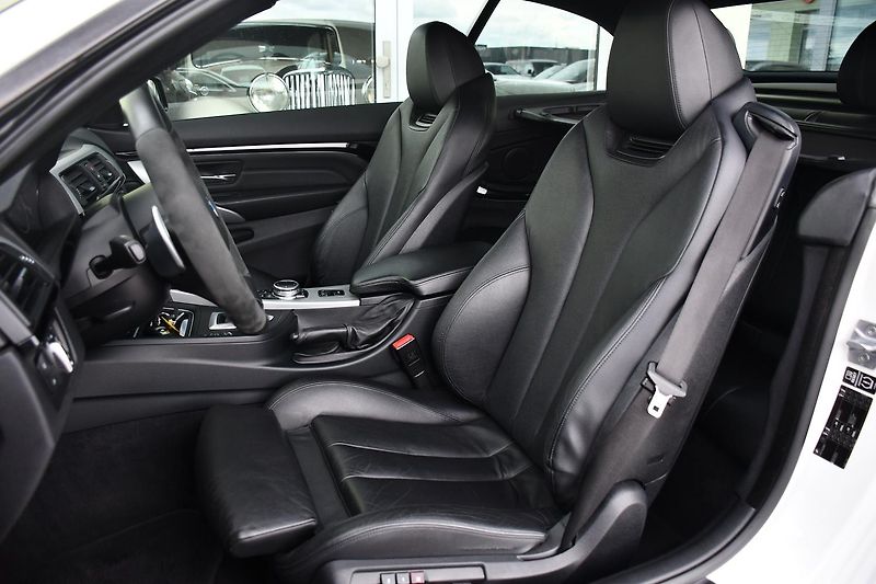 BMW Řada 4 420d M-SPORT SERV.KNÍŽKA PDC - fotka 18 z 46