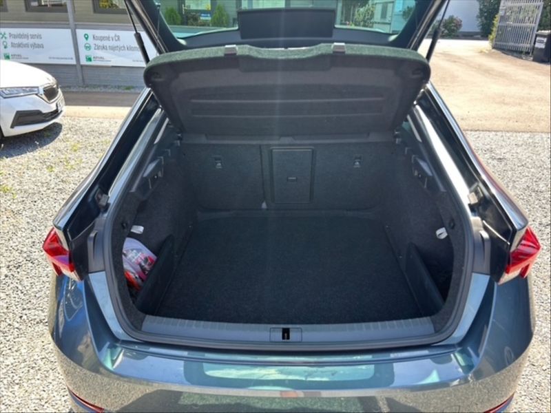 Škoda Octavia 2,0 TDI Style AT - fotka 6 z 11