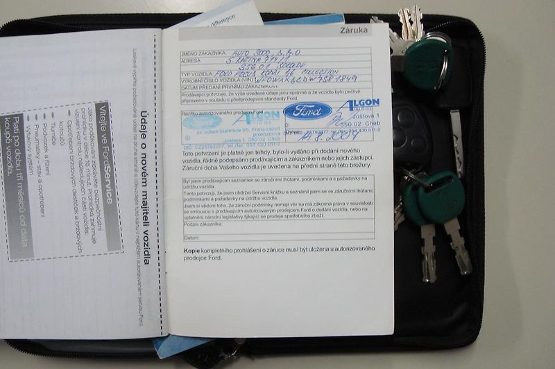 Ford Focus (2007) 1.6i,ČR,Pravid.serv.STK 5/2027 - fotka 47 z 54