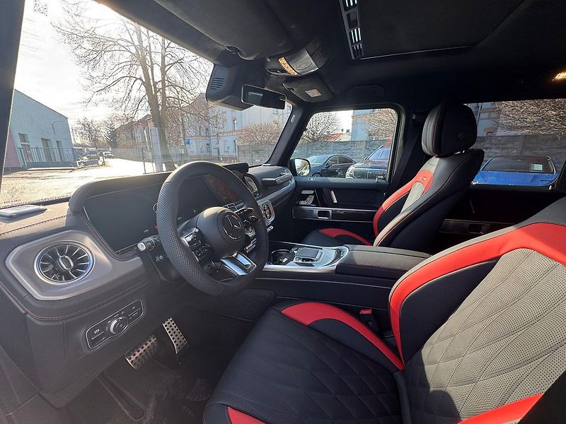 Mercedes-Benz Třídy G (2026) G63 AMG - fotka 9 z 27