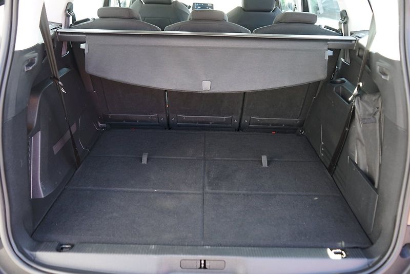 Peugeot 5008 (2020) 1.6 PureTech 180 S&S EAT8 - 7 - fotka 7 z 23