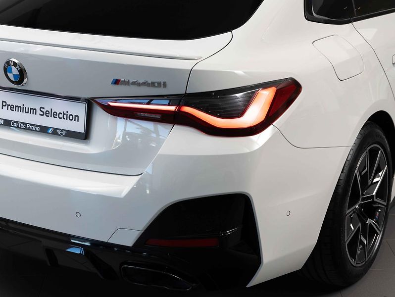 BMW Řada 4 M440i xDrive Gran Coupé - fotka 9 z 22