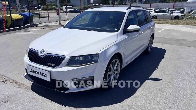 Škoda Octavia (2013) 2.0TDi, AT, navi, bixen - fotka 1 z 3