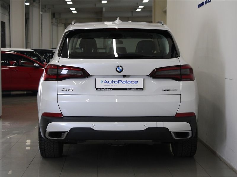 BMW X5 3,0 xDrive40i Ventilace TAŽNÉ - fotka 4 z 30