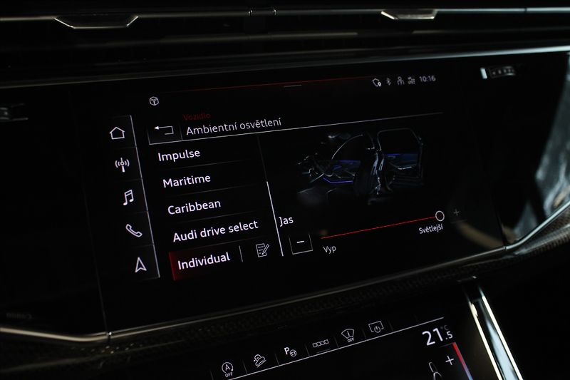 Audi SQ7 TFSi quattro Competition Plus - fotka 28 z 41