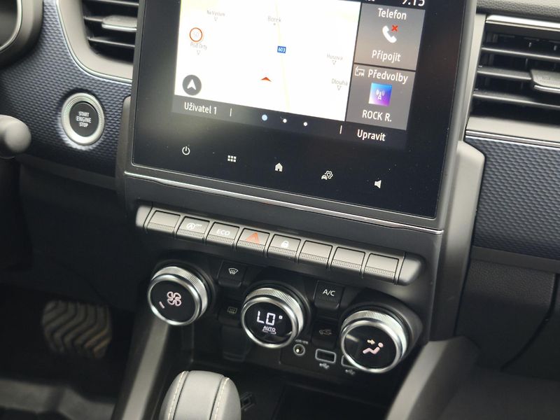 Renault Arkana 2024 ČR 1.3 TCe EDC 10344km  - fotka 15 z 32