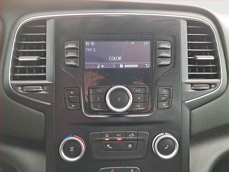 Renault Mégane (2019) 1.3 TCe, Serv.kniha, Tempomat - fotka 12 z 17