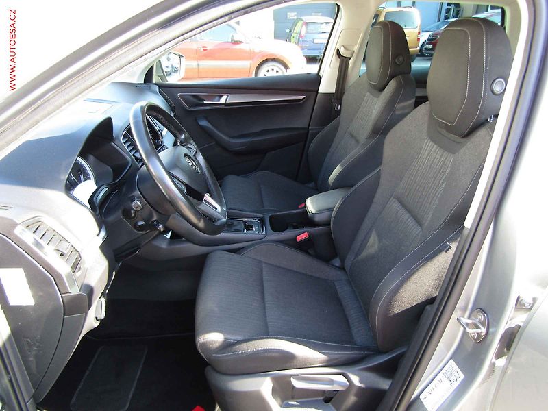 Škoda Karoq (2020) 2.0 TDi, ČR, Style, navi - fotka 9 z 22