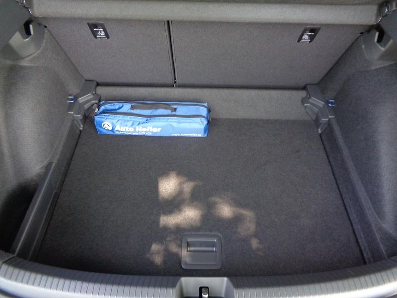 Volkswagen Taigo 1,0 TSI 7DSG FRIENDS  85 KW - fotka 24 z 29