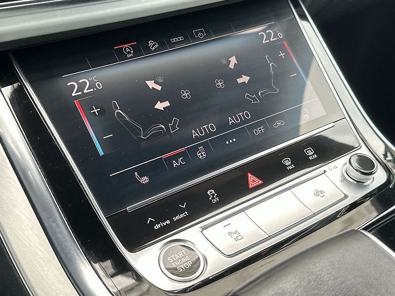Audi Q7 (2022) 3.0 TDI Quattro S-line - fotka 15 z 37