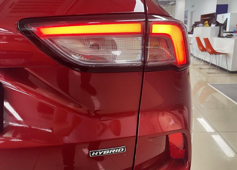 Ford Kuga ST-Line X 2,5HEV, ČR, 1.MAJ - fotka 27 z 31