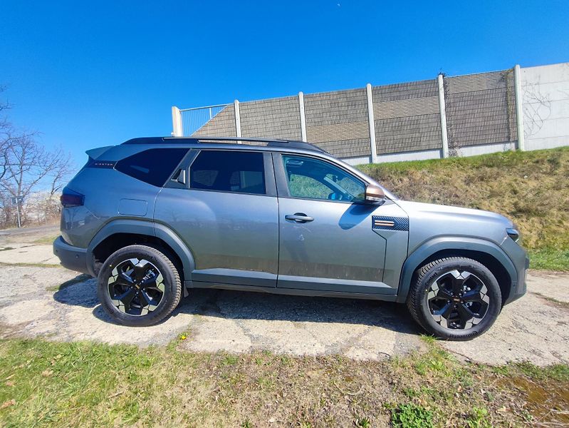 Dacia Bigster (2026) EXTREME 4X4 AUTOMAT LPG SRPEN - fotka 9 z 20