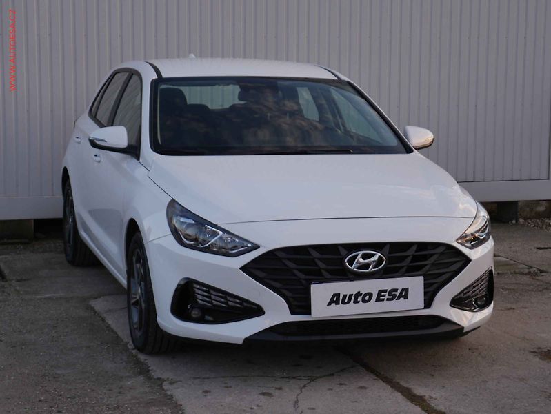 Hyundai i30 (2023) 1.5 DPi, 1.maj,ČR, AC, kamera - fotografie inzerátu