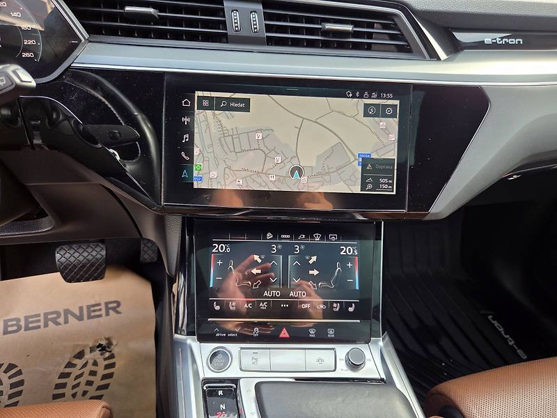 Audi e-tron (2021) Quattro 300kW Advanced - fotka 24 z 48
