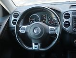 Volkswagen Tiguan (2010) 2.0 TDI, 4X4, Tempomat - náhled 16