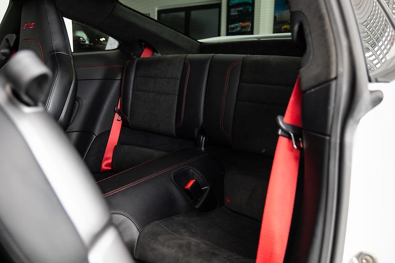 Porsche 911 (992.2) Carrera GTS BOSE/Matri - fotka 9 z 24