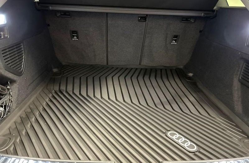 Audi A5 Avant 2.0 TDI Q Matrix Kamera - fotka 9 z 14