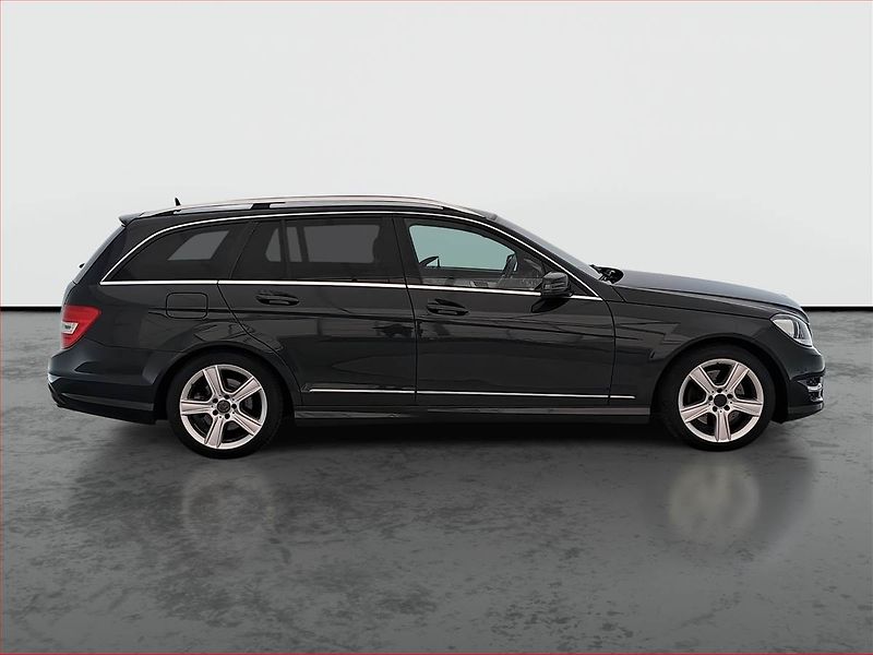 Mercedes-Benz Třídy C (2012) C 350 CDI, Automat, Navi - fotka 6 z 16
