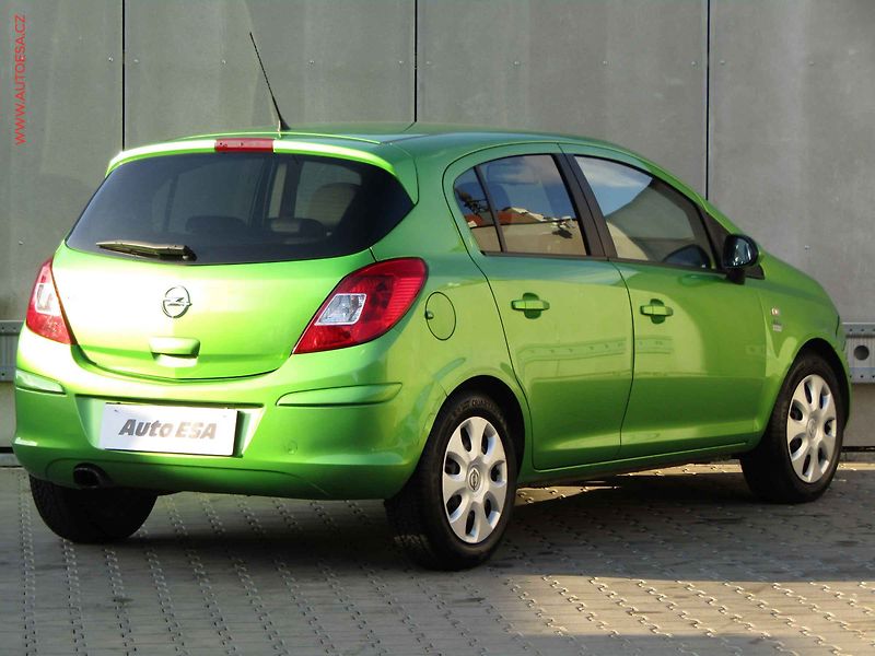 Opel Corsa (2014) 1.2i, ČR, Active, AC - fotka 4 z 21